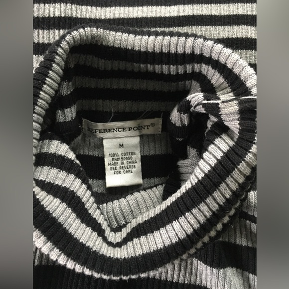 Reference Point Turtle Neck Sweater - Picture 6 of 7